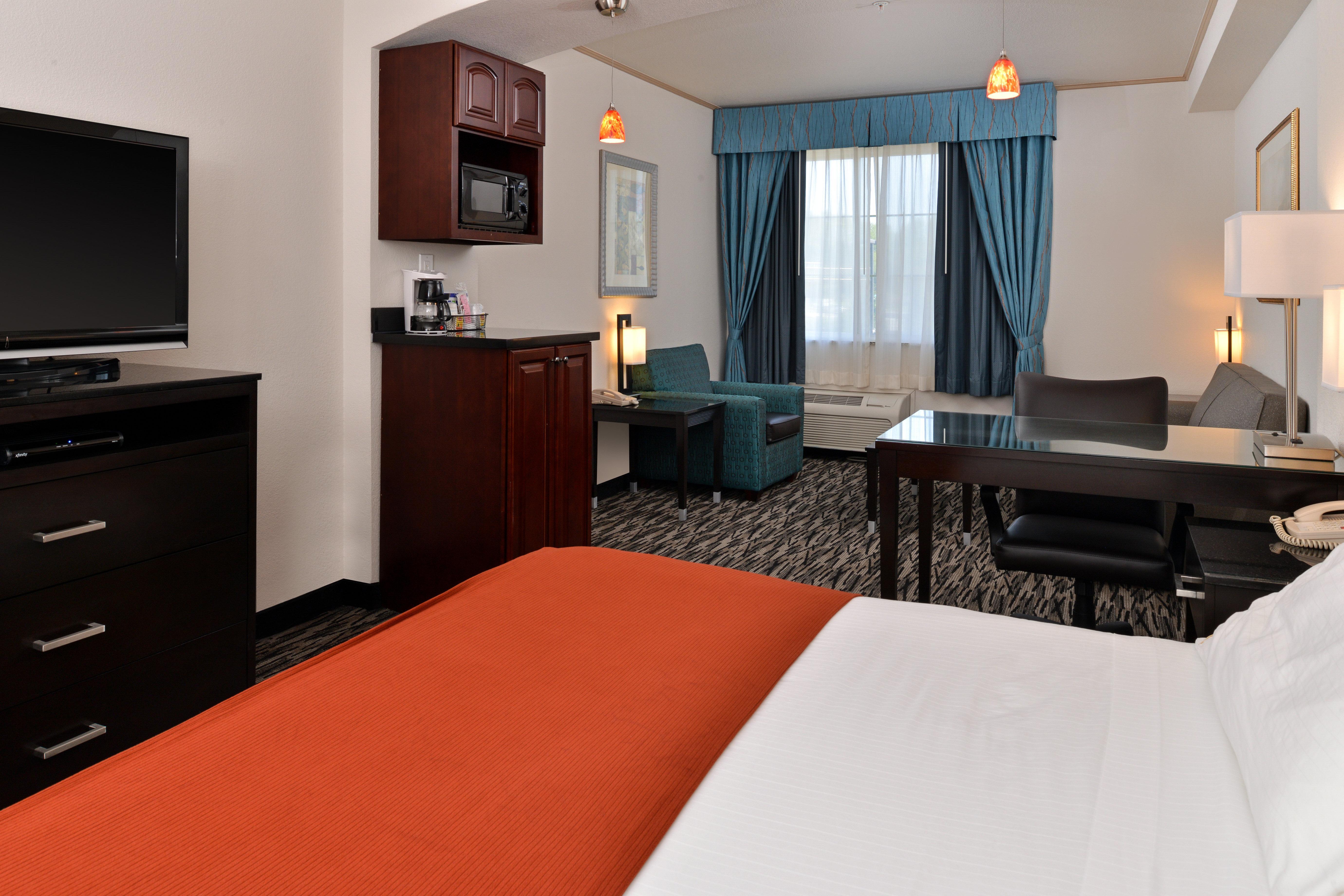 Holiday Inn Express & Suites Tacoma South - Lakewood By Ihg Extérieur photo