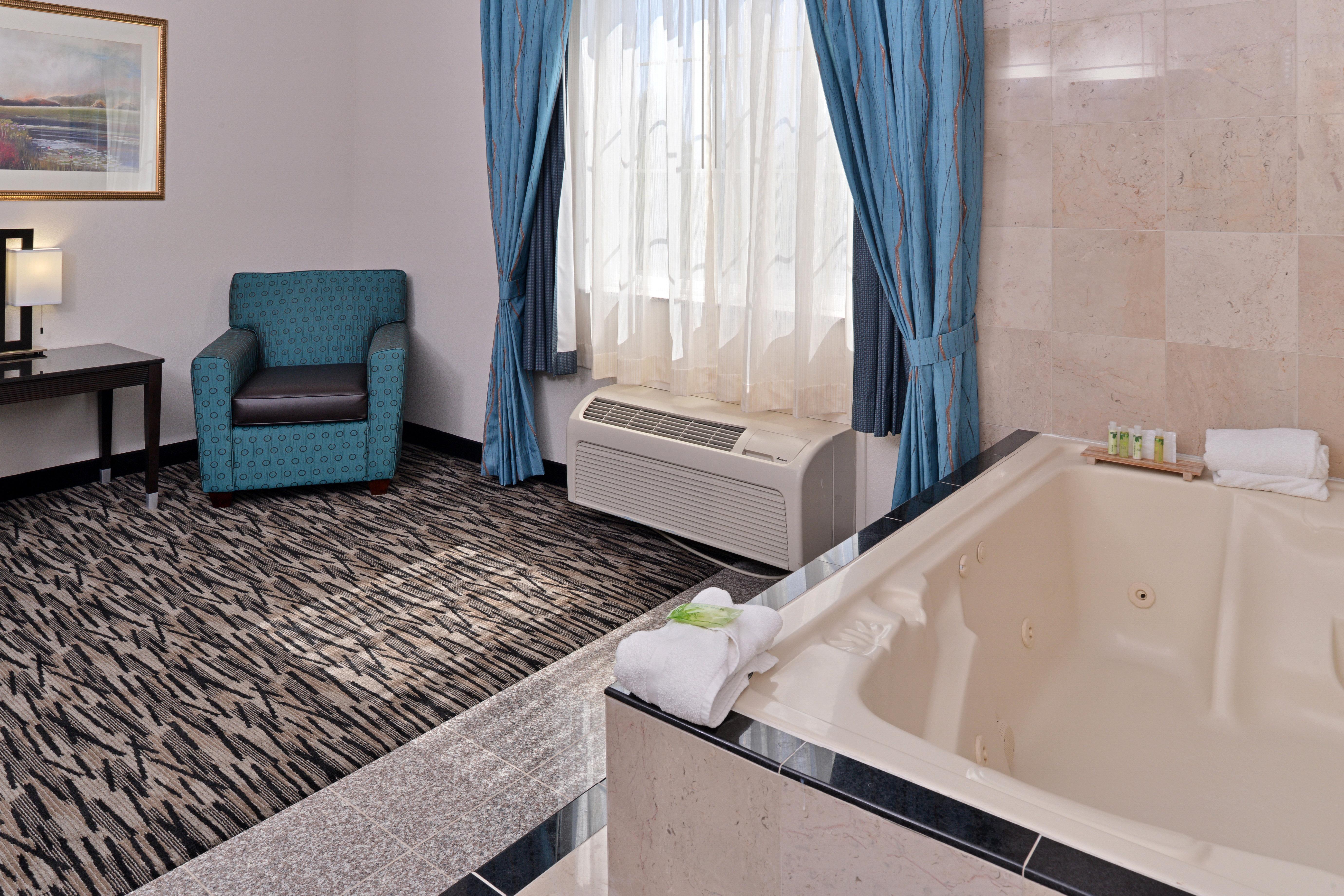 Holiday Inn Express & Suites Tacoma South - Lakewood By Ihg Extérieur photo