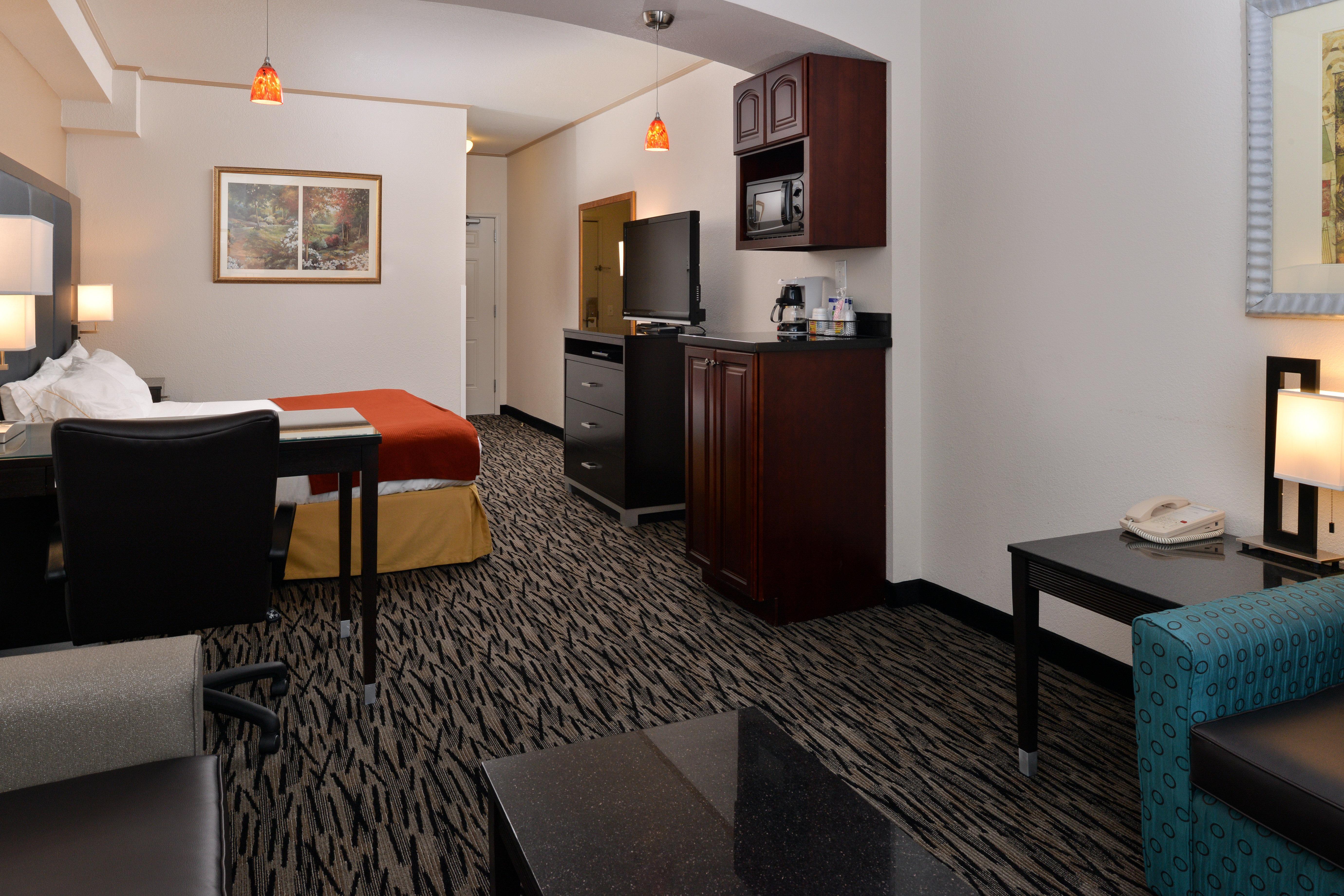 Holiday Inn Express & Suites Tacoma South - Lakewood By Ihg Extérieur photo