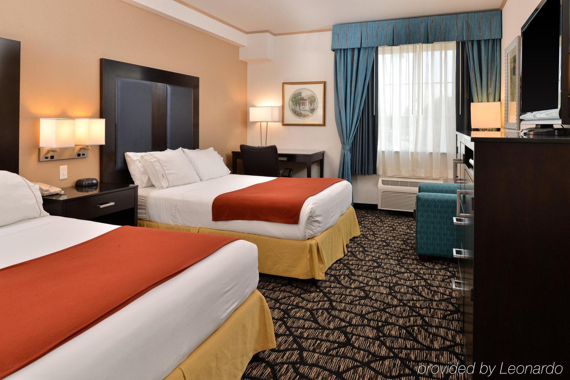 Holiday Inn Express & Suites Tacoma South - Lakewood By Ihg Extérieur photo