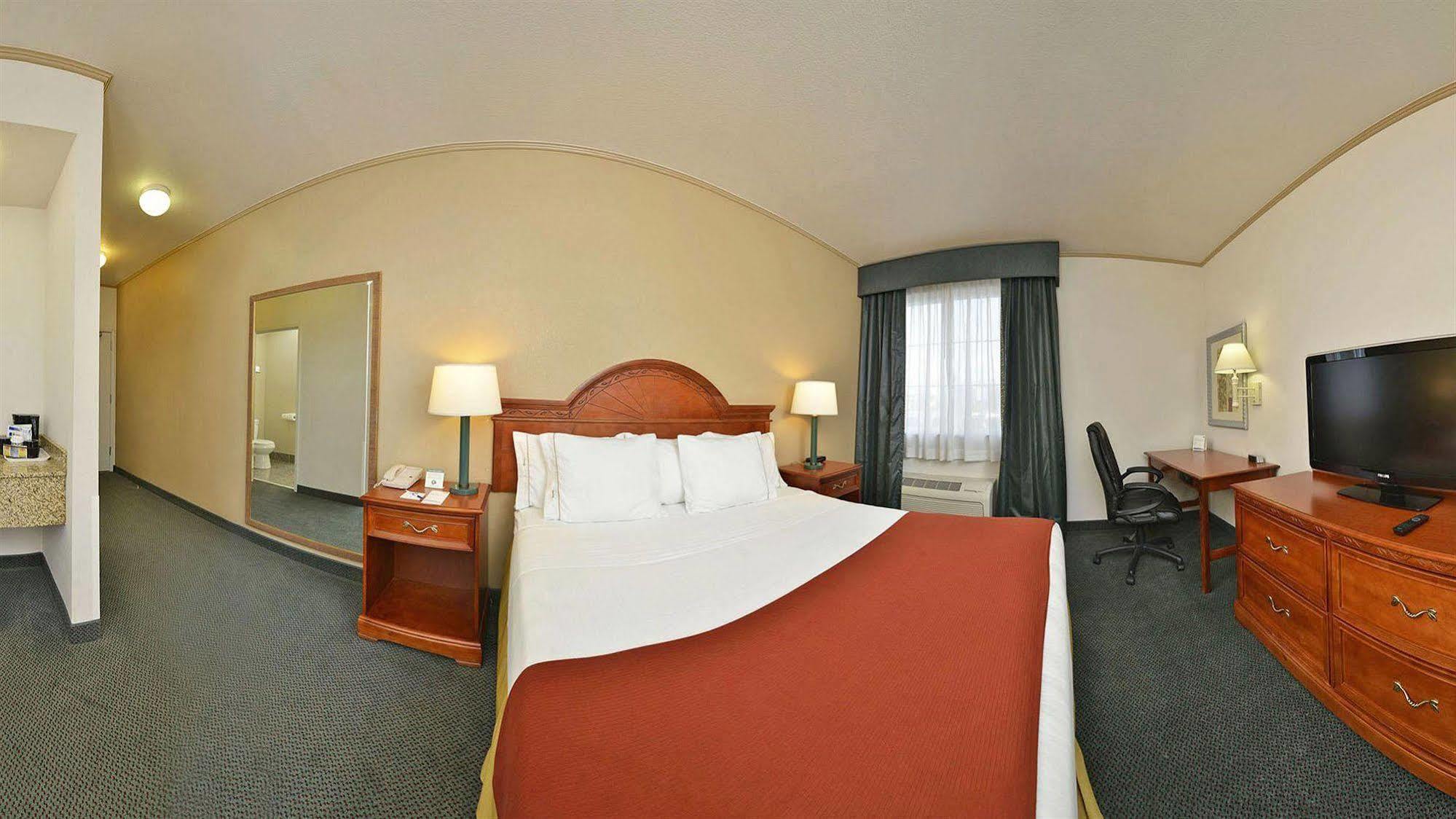 Holiday Inn Express & Suites Tacoma South - Lakewood By Ihg Extérieur photo