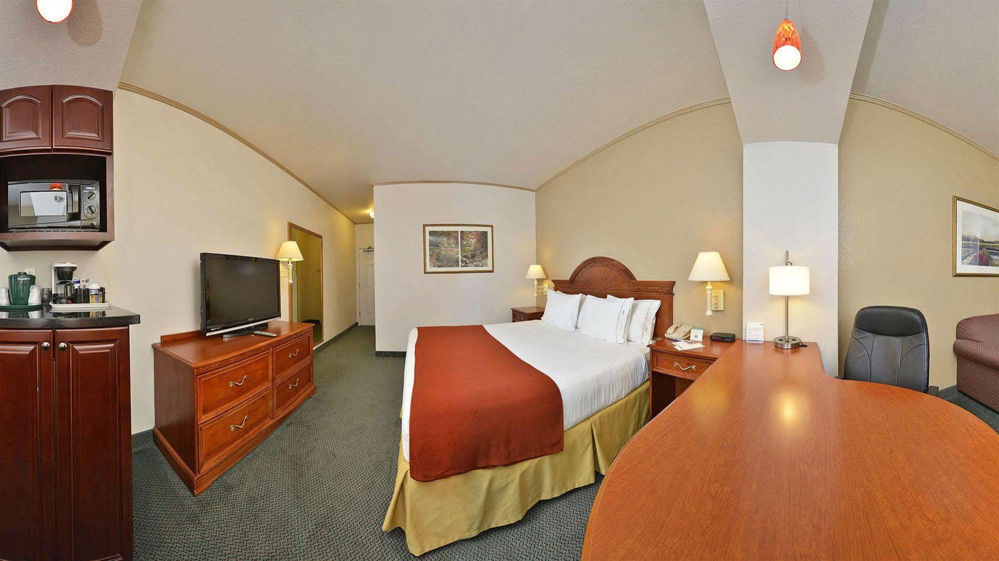 Holiday Inn Express & Suites Tacoma South - Lakewood By Ihg Extérieur photo